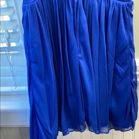 Dress - Picture 6 of 6